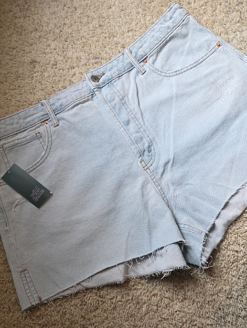 Wild Fable Super High Rise Light Wash Distressed Cut Off Shorts Size 16